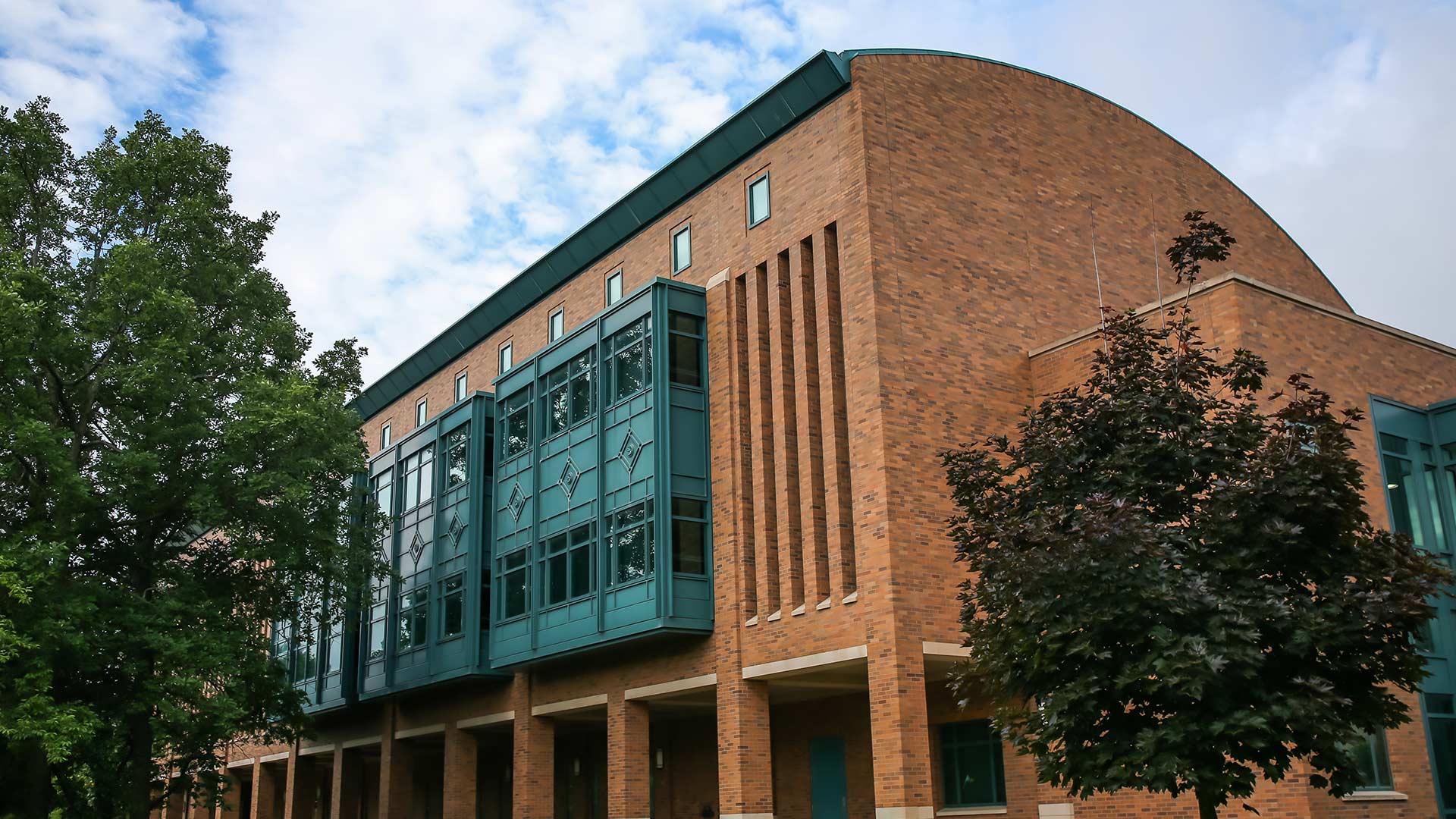 Exterior view of Cartwright Hall on Drake University's campus