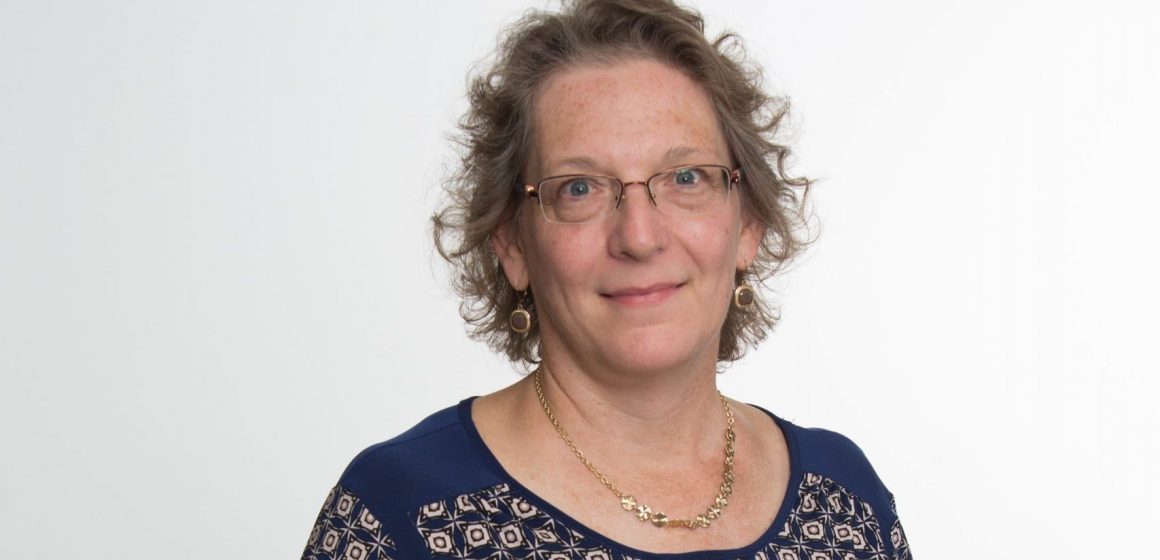 Lynn McCool, Professor